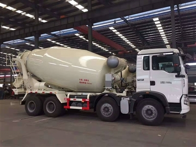 輕量化攪拌車與傳統(tǒng)攪拌車的主要差異與特點(diǎn)